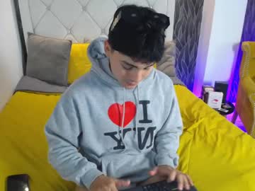 Samu_Foxxx Chaturbate stream image from September 02, 2025
