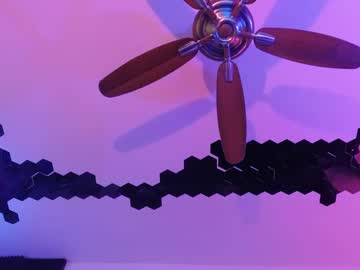 Hawk_Dpxxx Chaturbate stream image from September 03, 2025