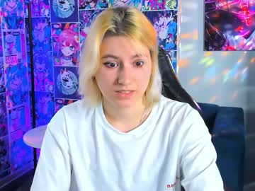 Lylabee Chaturbate stream image from September 03, 2025