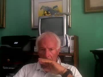 Ciuk Chaturbate stream image from September 03, 2025