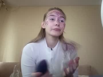 Marylynreifsnider Chaturbate stream image from September 03, 2025