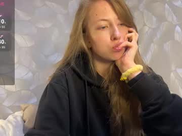 Rose_Rainy Chaturbate stream image from September 03, 2025