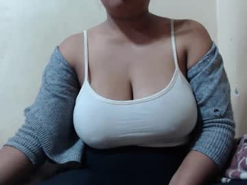 Saronette Chaturbate stream image from September 03, 2025