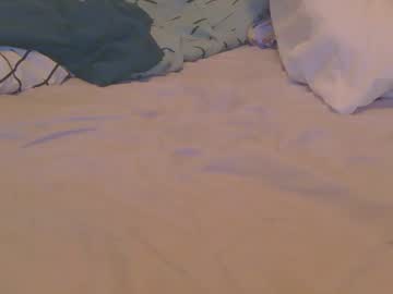 Bevo24 Chaturbate stream image from September 03, 2025