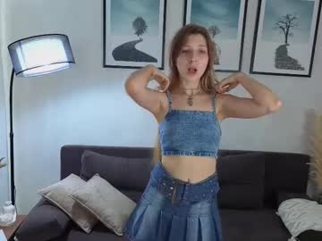 Jeninedapinto Chaturbate stream image from September 03, 2025