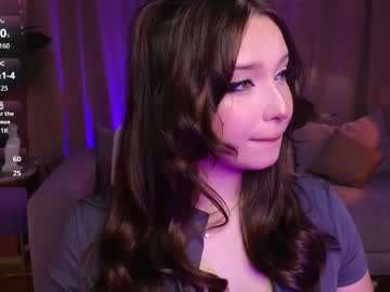 Thebbylu Chaturbate stream image from September 03, 2025