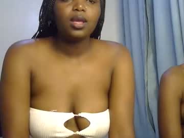 Kinky_Lola1 Chaturbate stream image from September 03, 2025