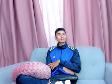Raven_Yees Chaturbate stream image from September 03, 2025