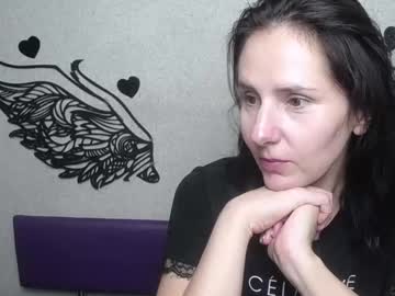 Karinaswann Chaturbate stream image from September 03, 2025