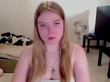 Kitten_Jenny01 Chaturbate stream image from September 03, 2025