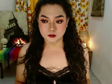 Luminagandara Chaturbate stream image from September 03, 2025