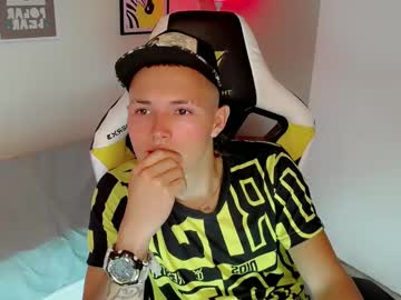 Bukele_Col Chaturbate stream image from September 03, 2025