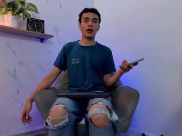 Liam_Ossa Chaturbate stream image from September 03, 2025