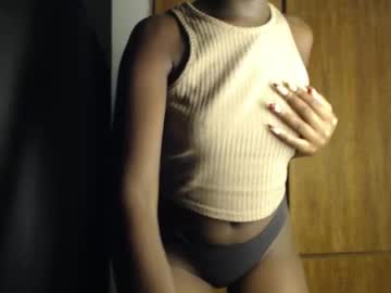 Pretty_Petitebody Chaturbate stream image from September 03, 2025