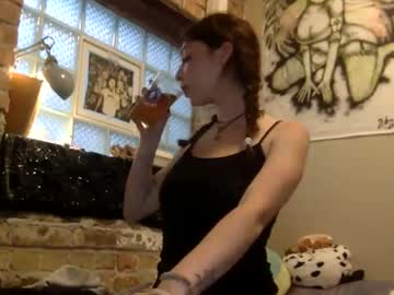 Angelicachains Chaturbate stream image from September 03, 2025