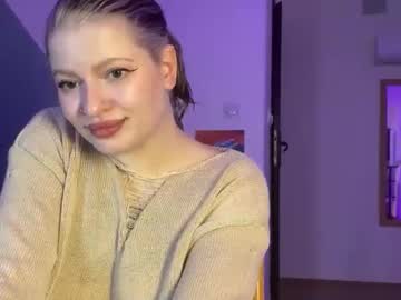 Mia_Kamp Chaturbate stream image from September 03, 2025