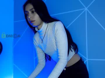 Lilylouisee_ Chaturbate stream image from September 03, 2025