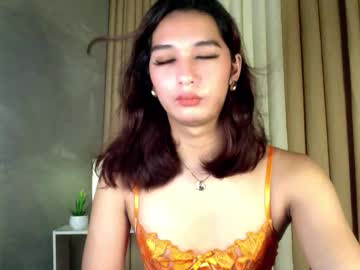 Hoelymorri Chaturbate stream image from September 04, 2025