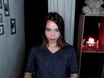 Uxie_Mew Chaturbate stream image from September 04, 2025