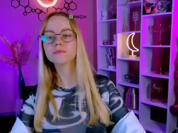 Yumeliko_Yummy Chaturbate stream image from September 04, 2025