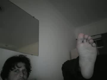 Johnjohn90909 Chaturbate stream image from September 04, 2025