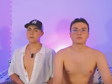 Thehilttons Chaturbate stream image from September 04, 2025
