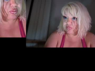 Bettydollxxx Chaturbate stream image from September 04, 2025