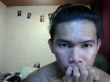 Cheovey Chaturbate stream image from September 04, 2025