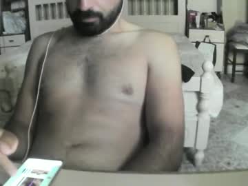 Hugeveiny Chaturbate stream image from September 04, 2025
