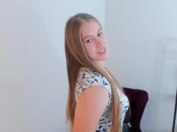 Janice_Murray Chaturbate stream image from September 04, 2025