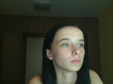 Yuliastar Chaturbate stream image from September 04, 2025