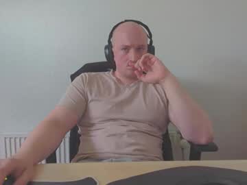 Cantstayaway2 Chaturbate stream image from September 04, 2025