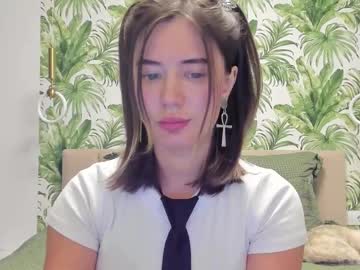 Alicetuker Chaturbate stream image from September 04, 2025