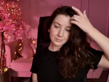 Jackiebard Chaturbate stream image from September 04, 2025