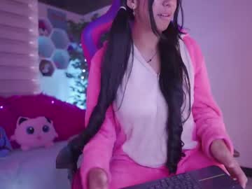 Briana_Jons_ Chaturbate stream image from September 04, 2025