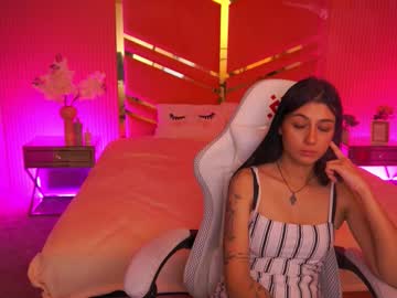 Caramellvibes Chaturbate stream image from September 04, 2025