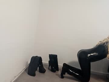 Doggy7style Chaturbate stream image from September 04, 2025