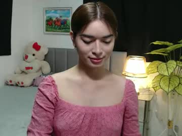 Queenpinay69 Chaturbate stream image from September 04, 2025