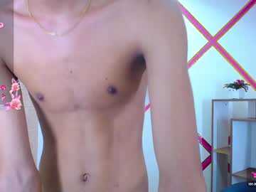 Blake_Mils Chaturbate stream image from September 04, 2025