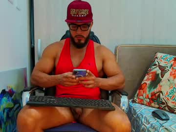 Tonybighott Chaturbate stream image from September 04, 2025