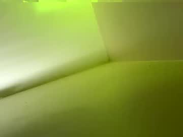 Longgland Chaturbate stream image from September 04, 2025