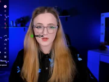 Luna_Berryy Chaturbate stream image from September 04, 2025
