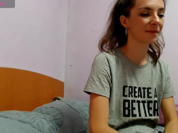 Bellaqueen0701 Chaturbate stream image from September 04, 2025