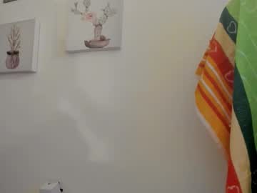 Hot_Mia_69 Chaturbate stream image from September 04, 2025