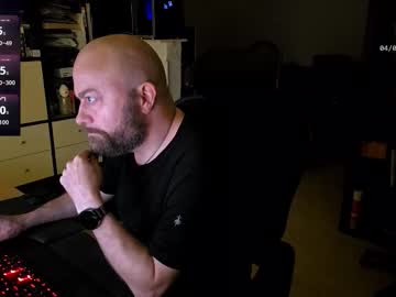32plus Chaturbate stream image from September 04, 2025