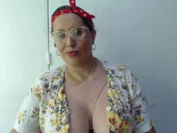 Bunniosito Chaturbate stream image from September 04, 2025