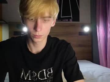 Candyflipboy Chaturbate stream image from September 04, 2025
