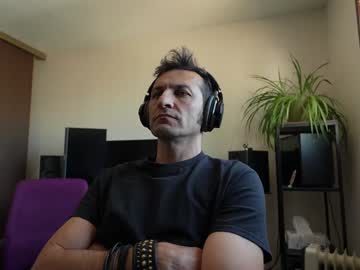 Ultratoaster Chaturbate stream image from September 04, 2025