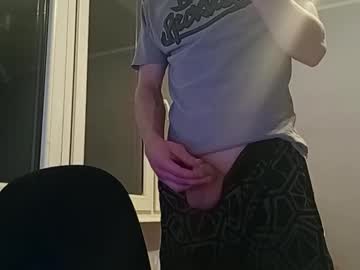 Adamek420x Chaturbate stream image from September 05, 2025