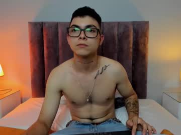 Ethan_Apollo Chaturbate stream image from September 05, 2025